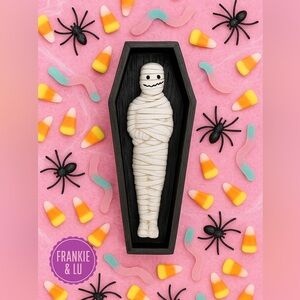 Halloween Coffin Mummy Tabletop Decor Resin 10” Gothic NWT